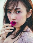 画像1: 乃木坂46新内眞衣2nd写真集 夜が明けたら　コーチャンフォーオリジナル特典付き (1)