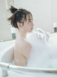画像3: NMB48梅山恋和1st写真集「恋する人」　コーチャンフォーオリジナル特典付き (3)