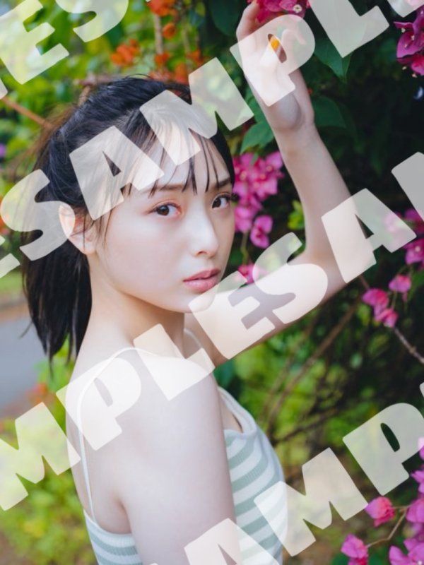 画像6: NMB48梅山恋和1st写真集「恋する人」　コーチャンフォーオリジナル特典付き (6)