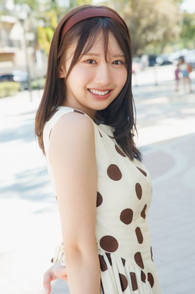 日向坂46 藤嶌果歩1st写真集『果実の歩幅』 コーチャンフォー